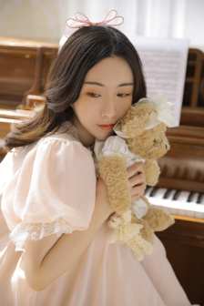 穿丝袜的女社长